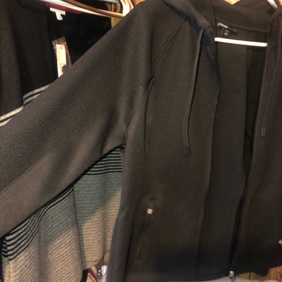 thick jacket - Picture 3 of 3